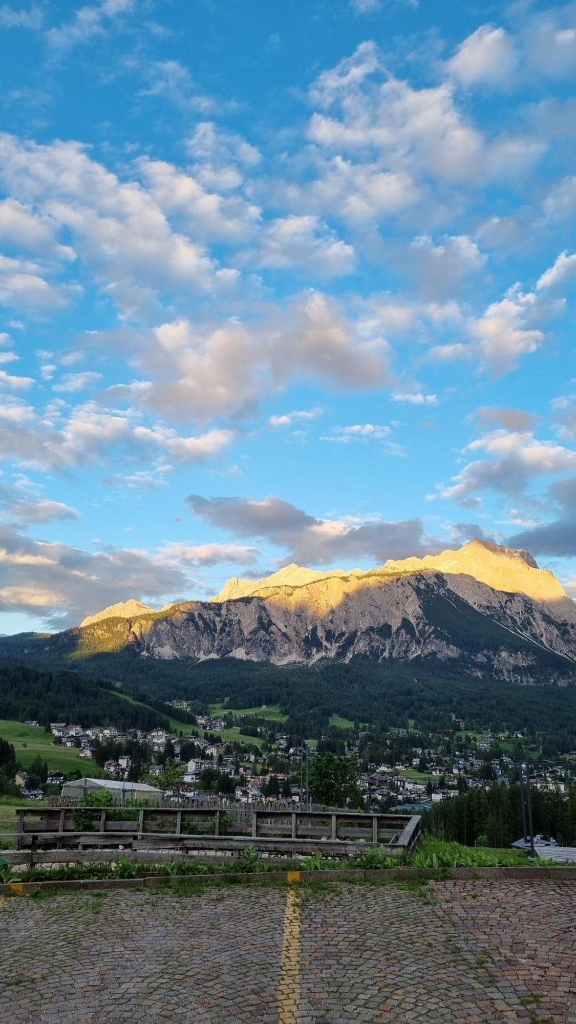 B&B Cristallo Cortina d'Ampezzo Exterior photo